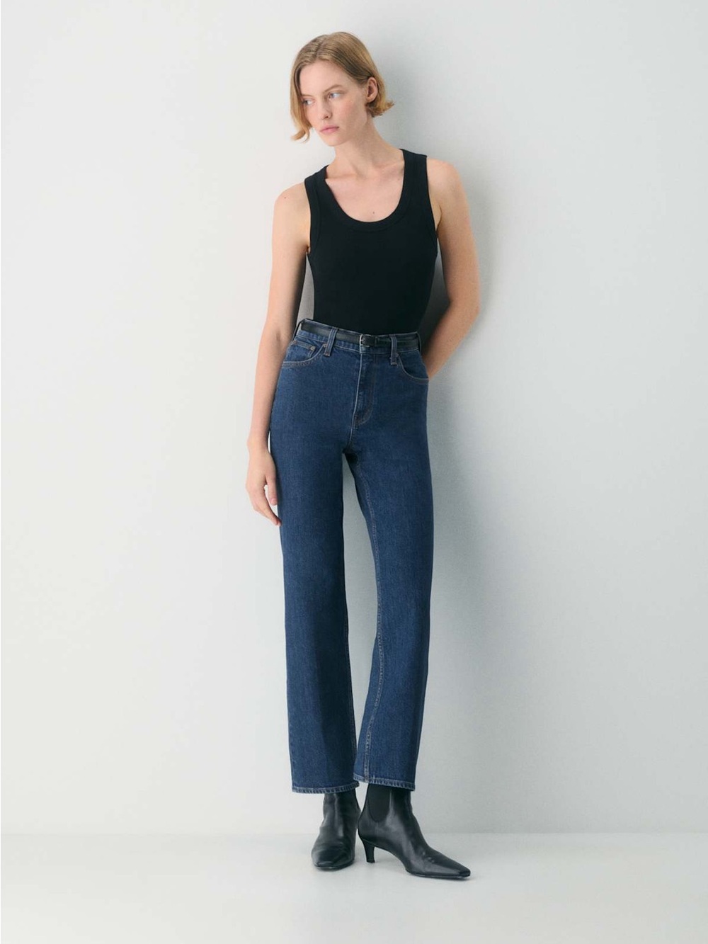 Aritzia Denim Forum The Arlo High Rise Straight Jean Size 26 90s Chic Minimalist